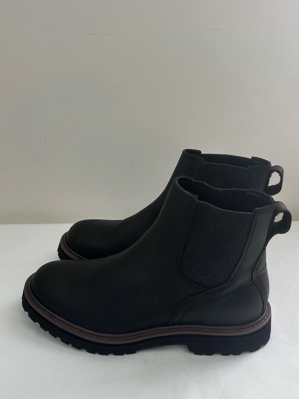 L.L. Bean Men's Black Chukka Boots - Slip-On Leather Ankle Boots